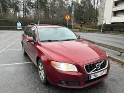 Ruby red Begagnad 2011 Volvo V70 Kombi | 55 000 kr (Superpris)