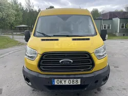 Svart Begagnad 2017 Ford Transit Kombi | 65 000 kr