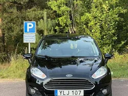 Svart Begagnad 2017 Ford Fiesta Halvkombi | 94 000 kr (Bra pris)