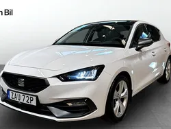 Vit Begagnad 2022 Seat Leon FR Halvkombi | 239 900 kr (Marknadspris)
