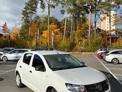 Vit Begagnad 2013 Dacia Sandero Halvkombi | 47 000 kr (Bra pris)