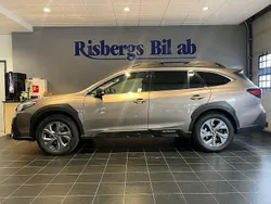 Ljusbrun Begagnad 2022 Subaru Outback SUV | 349 900 kr (Bra pris)