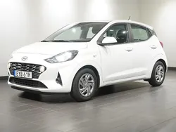 Vit Begagnad 2022 Hyundai i10 Essential Halvkombi | 129 800 kr (Superpris)