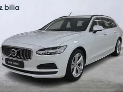 Vit Begagnad 2023 Volvo V90 Core Kombi | 379 000 kr (Bra pris)