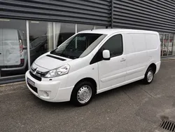Vit Begagnad 2016 Citroën Jumpy Minibuss | 79 000 kr (Marknadspris)