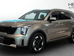 Ny 2025 Kia Sorento Advance SUV | 628 251 kr (Marknadspris)