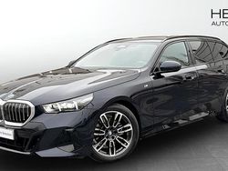 Svart (black) Begagnad 2025 BMW 520 M Sport Kombi | 574 700 kr (Dyr)