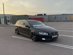 Svart Begagnad 2015 Volvo V70 Momentum Kombi | 105 000 kr (Marknadspris)