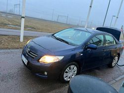 Blå Begagnad 2008 Toyota Corolla Sedan | 30 000 kr
