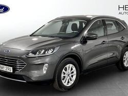 Grå Begagnad 2023 Ford Kuga Titanium SUV | 269 900 kr (Marknadspris)