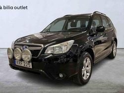 Svart Begagnad 2014 Subaru Forester SUV | 109 000 kr (Bra pris)