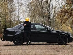 Svart Begagnad 2007 Mercedes C200 Classic Sedan | 46 000 kr (Marknadspris)