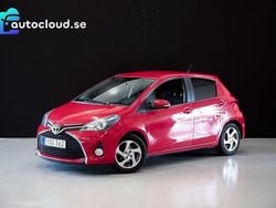 Röd Begagnad 2016 Toyota Yaris Active Sedan | 119 800 kr (Marknadspris)