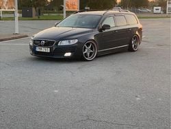 Grå Begagnad 2015 Volvo V70 Kombi | 100 000 kr (Bra pris)