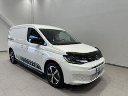 Vit (candyvit) Ny 2025 VW Caddy Maxi Minibuss | 481 500 kr (Lite dyr)
