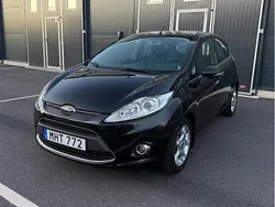Svart Begagnad 2012 Ford Fiesta Titanium Halvkombi | 72 000 kr (Dyr)