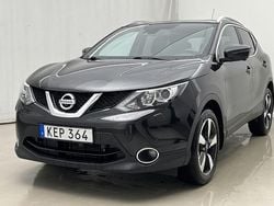 Svart Begagnad 2017 Nissan Qashqai 360º SUV | 149 900 kr (Marknadspris)