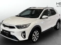 Vit (white) Begagnad 2022 Kia Stonic 4 SUV | 219 900 kr (Marknadspris)