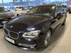 Svart Begagnad 2013 BMW 750 Comfort Edition Sedan | 229 000 kr
