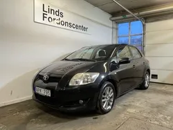 Svart Begagnad 2008 Toyota Auris Halvkombi | 37 000 kr (Marknadspris)