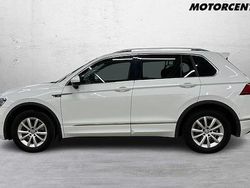 Vit Begagnad 2018 VW Tiguan R-line SUV | 279 000 kr (Marknadspris)