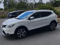 Vit Begagnad 2017 Nissan Qashqai SUV | 139 000 kr