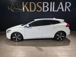 Vit Begagnad 2016 Volvo V40 R-Design Kombi | 179 500 kr (Marknadspris)