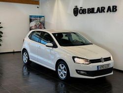 Vit Begagnad 2014 VW Polo Halvkombi | 62 900 kr (Marknadspris)