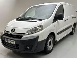 Vit Begagnad 2015 Toyota Proace Van | 80 000 kr