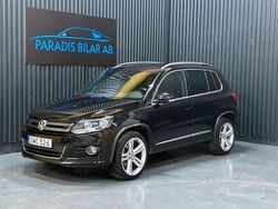 Svart Begagnad 2014 VW Tiguan Sportline SUV | 114 900 kr (Marknadspris)