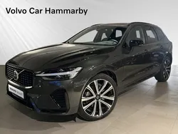 Mörkgrå Begagnad 2022 Volvo XC60 R-Design SUV | 529 000 kr (Dyr)