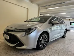 Silver Begagnad 2020 Toyota Corolla Style Kombi | 228 900 kr (Bra pris)