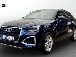 Blå Begagnad 2024 Audi Q2 Advanced Plus SUV | 289 000 kr (Marknadspris)