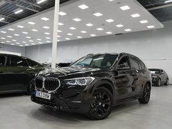 Svart ii Begagnad 2022 BMW X1 Sport Line SUV | 329 900 kr