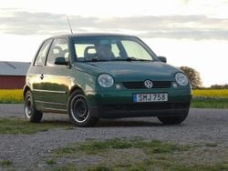 Grön Begagnad 2001 VW Lupo Halvkombi | 9 000 kr