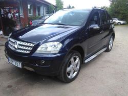 Blå Begagnad 2007 Mercedes ML350 SUV | 68 000 kr (Dyr)
