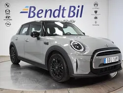 Grå Begagnad 2022 Mini Cooper Halvkombi | 229 500 kr (Marknadspris)