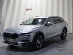 Silver Begagnad 2017 Volvo V90 CC Momentum Kombi | 239 900 kr (Lite dyr)