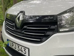 Vit Begagnad 2017 Renault Trafic Van | 170 000 kr (Dyr)