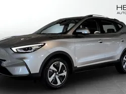 Begagnad 2022 MG ZS Luxury Sedan | 244 900 kr (Bra pris)