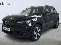 Svart Begagnad 2022 Volvo XC40 Plus SUV | 339 900 kr