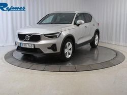 Silver Begagnad 2023 Volvo XC40 Core SUV | 349 900 kr (Marknadspris)