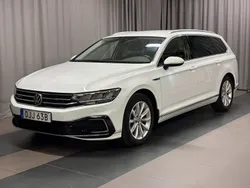 Vit Begagnad 2021 VW Passat GTE Kombi | 269 900 kr (Marknadspris)
