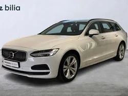 Vit Begagnad 2021 Volvo V90 Momentum Kombi | 314 000 kr (Marknadspris)