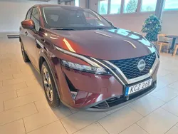 Mörkröd Begagnad 2024 Nissan Qashqai SUV | 359 900 kr (Lite dyr)