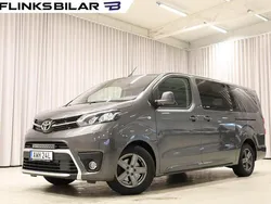 Mörkgrå Begagnad 2022 Toyota Proace Verso Kombi | 379 900 kr (Marknadspris)