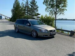 Brun Begagnad 2008 Volvo V70 Momentum Kombi | 43 000 kr