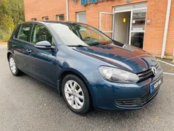 Grå Begagnad 2011 VW Golf VI Halvkombi | 79 900 kr (Marknadspris)