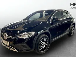 Svart (black) Begagnad 2022 Mercedes GLA250 SUV | 364 900 kr (Bra pris)