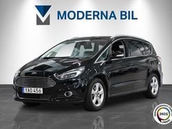 Svart Begagnad 2015 Ford S-MAX Titanium Minibuss | 159 900 kr (Marknadspris)